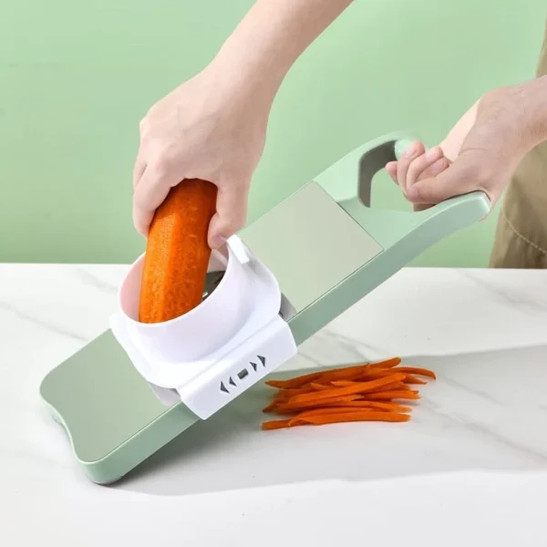 sg-11134201-825zz-mkj1icdi06ps7c.webp Vegetable Slicer with 6 Blades